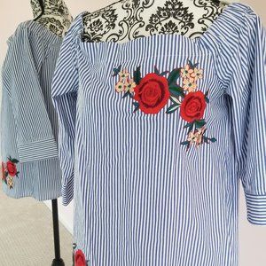 Como Vintage off the shoulder blouse tunic